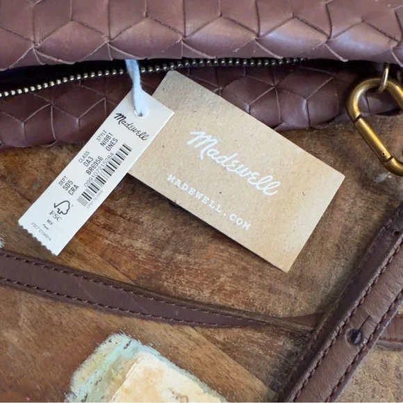 NWT Madewell Chocolate Raisin Weave The Puff Crossbody Bag - Picture 2 of 8